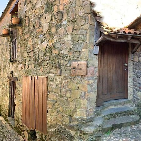 Casa Das Estatuas Gondramaz Buitenkant foto
