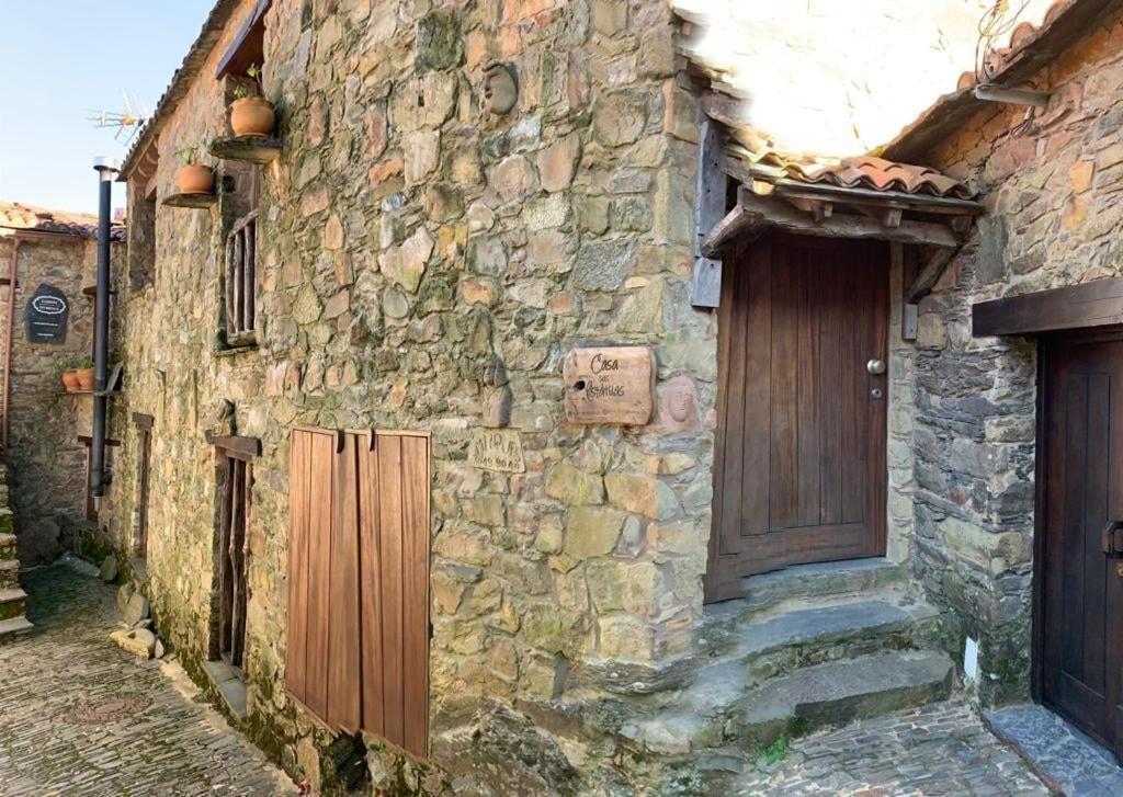 Casa Das Estatuas Gondramaz Buitenkant foto